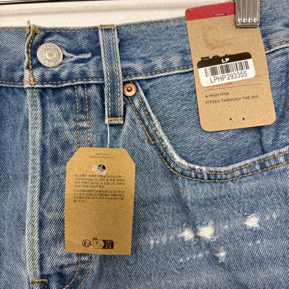 Levi's 501° Original Fit High-Rise Women's Jean Shorts - Picture 4 of 9